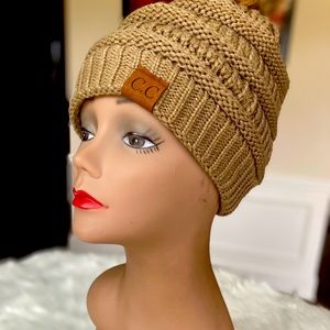 “New” Toboggans with POM